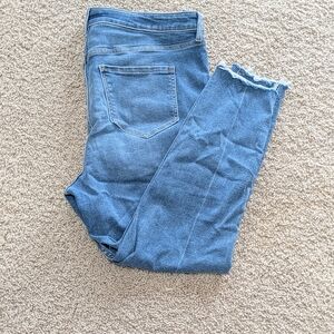 Old Navy Light Blue Ankle Jeans